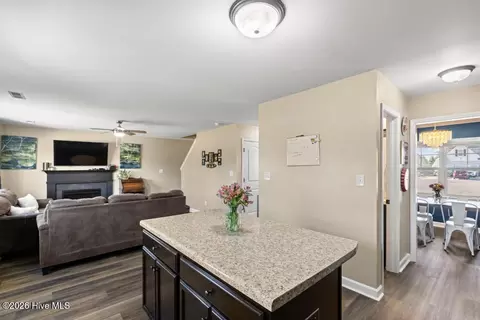 Entry Way - 120 Sonia Dr, Hubert, NC 28539 photo 4 of 4