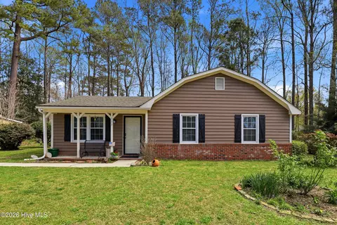 133 Woodberry Ct, Wilmington, NC 28411