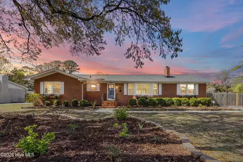 1702 Lincoln Rd, Wilmington, NC 28403