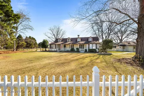Exterior - 227 Wright Rd, Vass, NC 28394 photo 5 of 20