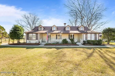 227 Wright Rd, Vass, NC 28394