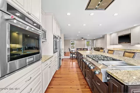 Kitchen - 227 Wright Rd, Vass, NC 28394 photo 3 of 5