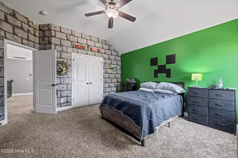 Bedroom - 317 Bear Run, Maple Hill, NC 28454 photo 5 of 9