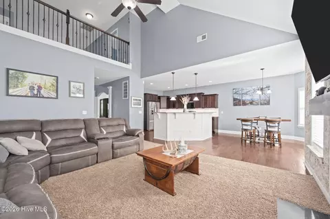 Entry Way - 317 Bear Run, Maple Hill, NC 28454 photo 7 of 11