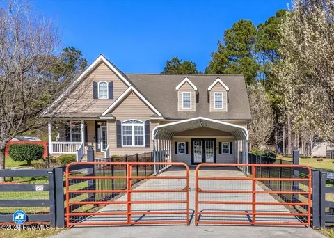 33 Corbett St NE, Bolivia, NC 28422