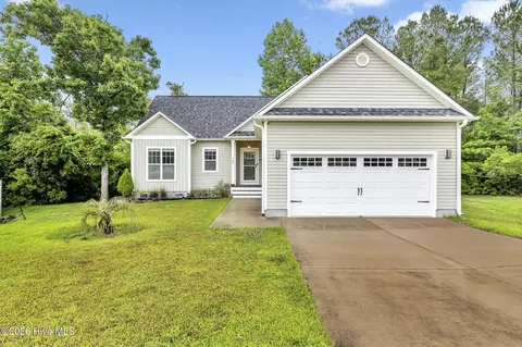 105 Ginko Ct, Jacksonville, NC 28546