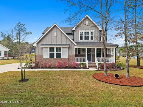 759 Hollybriar Loop Rd SE, Bolivia, NC 28422