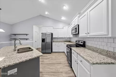 Kitchen - 730 W Baltimore Ave, Pinebluff, NC 28373 photo 1 of 2
