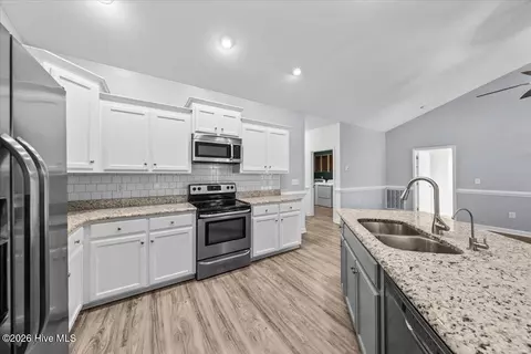 Kitchen - 730 W Baltimore Ave, Pinebluff, NC 28373 photo 2 of 2