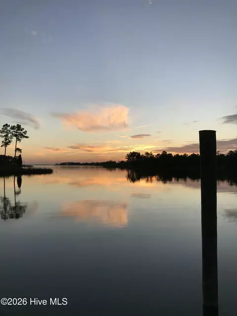 54 55 Shipwreck Dr, Belhaven, NC 27810
