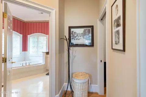 Entry Way - 26 Strathaven Dr, Pinehurst, NC 28374 photo 9 of 10