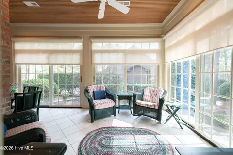Exterior - 26 Strathaven Dr, Pinehurst, NC 28374 photo 10 of 27