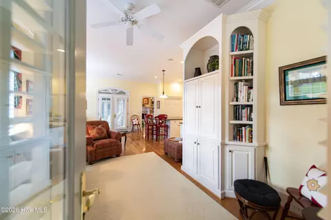 Entry Way - 26 Strathaven Dr, Pinehurst, NC 28374 photo 4 of 10