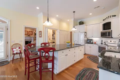 Kitchen - 26 Strathaven Dr, Pinehurst, NC 28374 photo 2 of 6