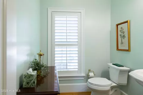 Bath - 26 Strathaven Dr, Pinehurst, NC 28374 photo 4 of 8