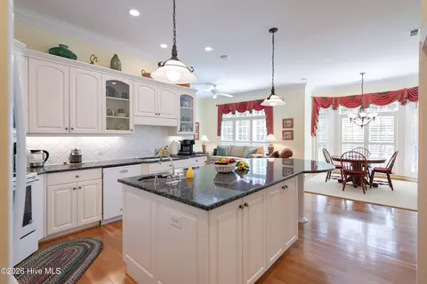 Kitchen - 26 Strathaven Dr, Pinehurst, NC 28374 photo 6 of 6