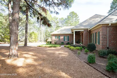 Exterior - 26 Strathaven Dr, Pinehurst, NC 28374 photo 26 of 27