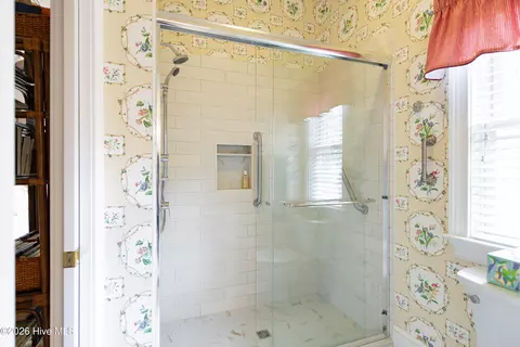 Bath - 26 Strathaven Dr, Pinehurst, NC 28374 photo 1 of 8