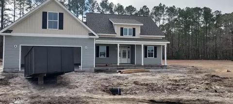 140 Cripple Creek Dr, Swansboro, NC 28584