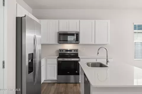 Kitchen - 1063 Hanson Dr, Leland, NC 28451 photo 2 of 3