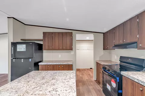 724 Gurganus Rd, Maple Hill, NC 28454 photo 6