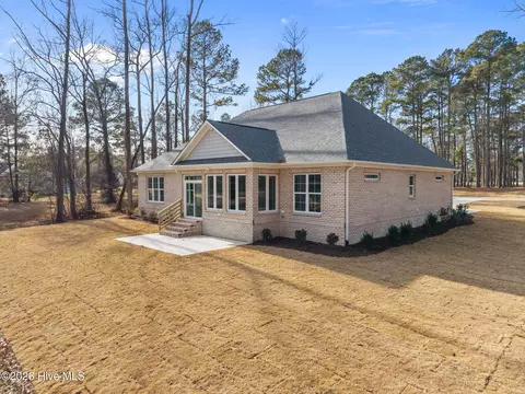 Exterior - 193 E Winding Way, Wallace, NC 28466 photo 11 of 14