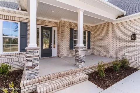 Exterior - 193 E Winding Way, Wallace, NC 28466 photo 9 of 14