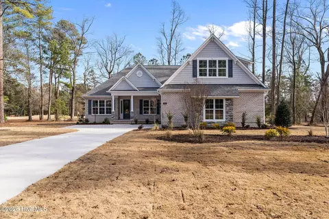 Exterior - 193 E Winding Way, Wallace, NC 28466 photo 2 of 14