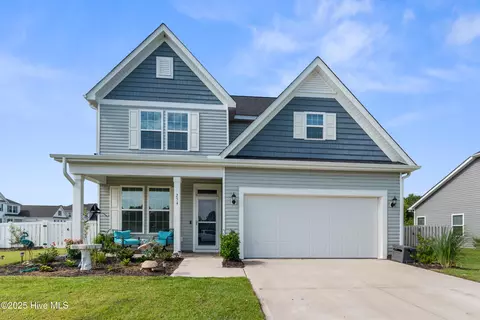 254 E Red Head Cir, Sneads Ferry, NC 28460
