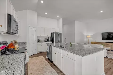 2052 Willowleaf Dr, Leland, NC 28451 photo 9