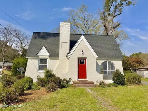 1304 Rhem St, Kinston, NC 28501