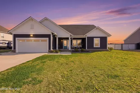 208 Campus Dr, Moyock, NC 27958