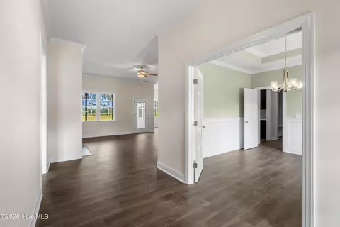 Entry Way - 117 N Rabbit Run Dr, Smithfield, NC 27577 photo 1 of 4