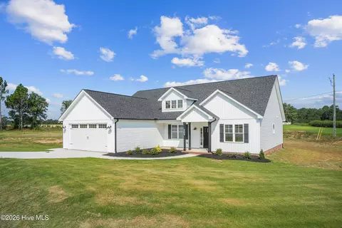 Exterior - 205 N Rabbit Run Dr, Smithfield, NC 27577 photo 4 of 8