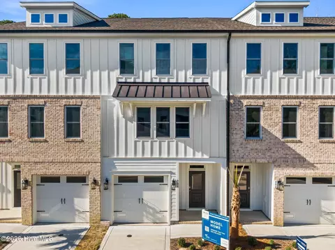 806 Anchors Bend Way #13, Wilmington, NC 28411