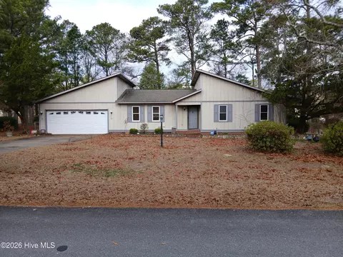 102 Foxwood Pl, Goldsboro, NC 27530