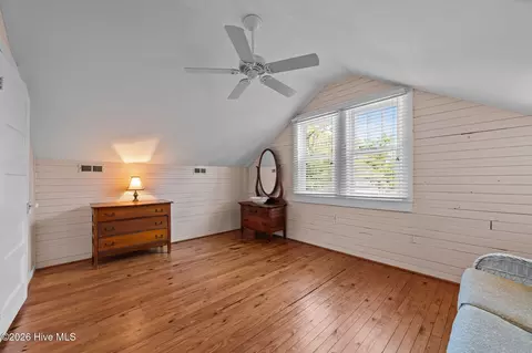 Bedroom - 1039 Bayview Rd, Bath, NC 27808 photo 3 of 3