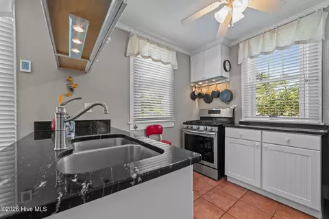Kitchen - 1039 Bayview Rd, Bath, NC 27808 photo 2 of 3