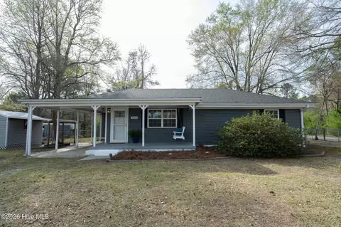 149 Haws Run Rd, Jacksonville, NC 28540