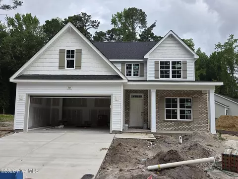 925 Rialto Ln, Ayden, NC 28513