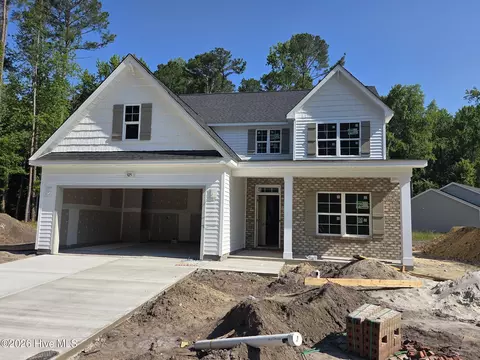 925 Rialto Ln, Ayden, NC 28513