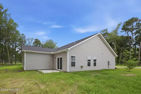 Exterior - 960 Rialto Ln, Ayden, NC 28513 photo 5 of 8