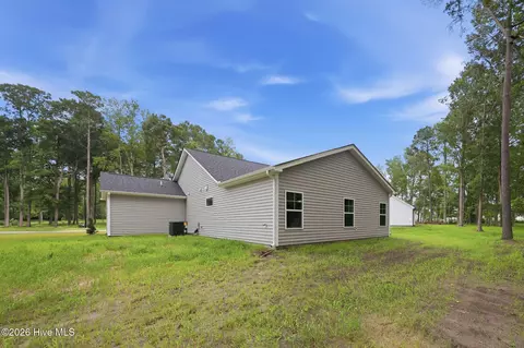 Exterior - 960 Rialto Ln, Ayden, NC 28513 photo 8 of 8