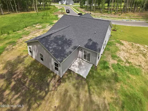Exterior - 960 Rialto Ln, Ayden, NC 28513 photo 4 of 8