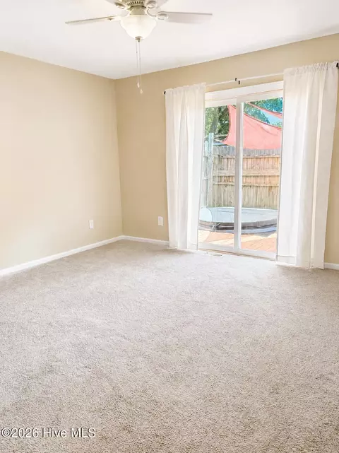 Bedroom - 32 Arrowhead Dr, Hubert, NC 28539 photo 1 of 3
