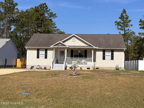 1221 Maple Rd, Southport, NC 28461
