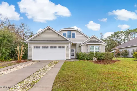 4366 Frying Pan Rd SE, Southport, NC 28461
