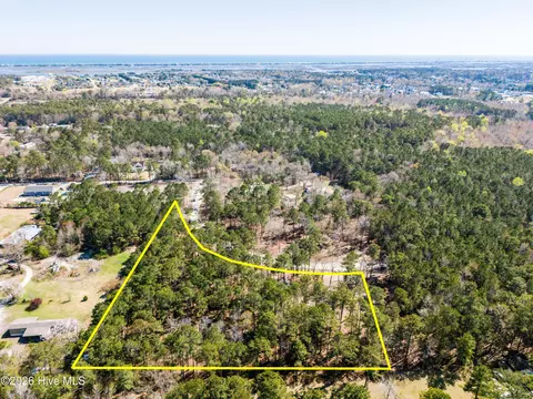 L3 Crystal Court, Hampstead, NC 28443