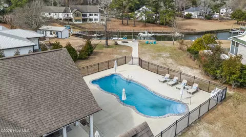 Exterior - 102 Olde Point Loop, Hampstead, NC 28443 photo 18 of 20