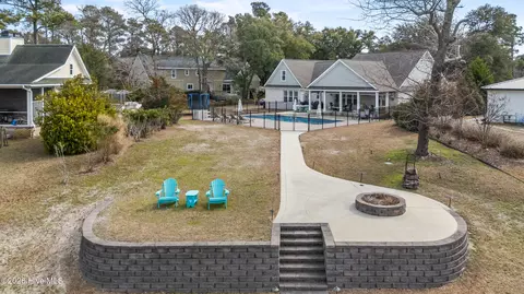 Exterior - 102 Olde Point Loop, Hampstead, NC 28443 photo 20 of 20